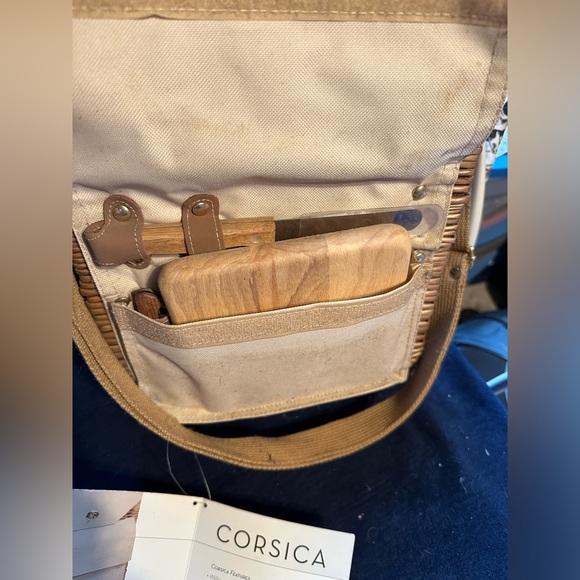 Picnic Time Two bottle Wine Basket - Picture 5 of 6